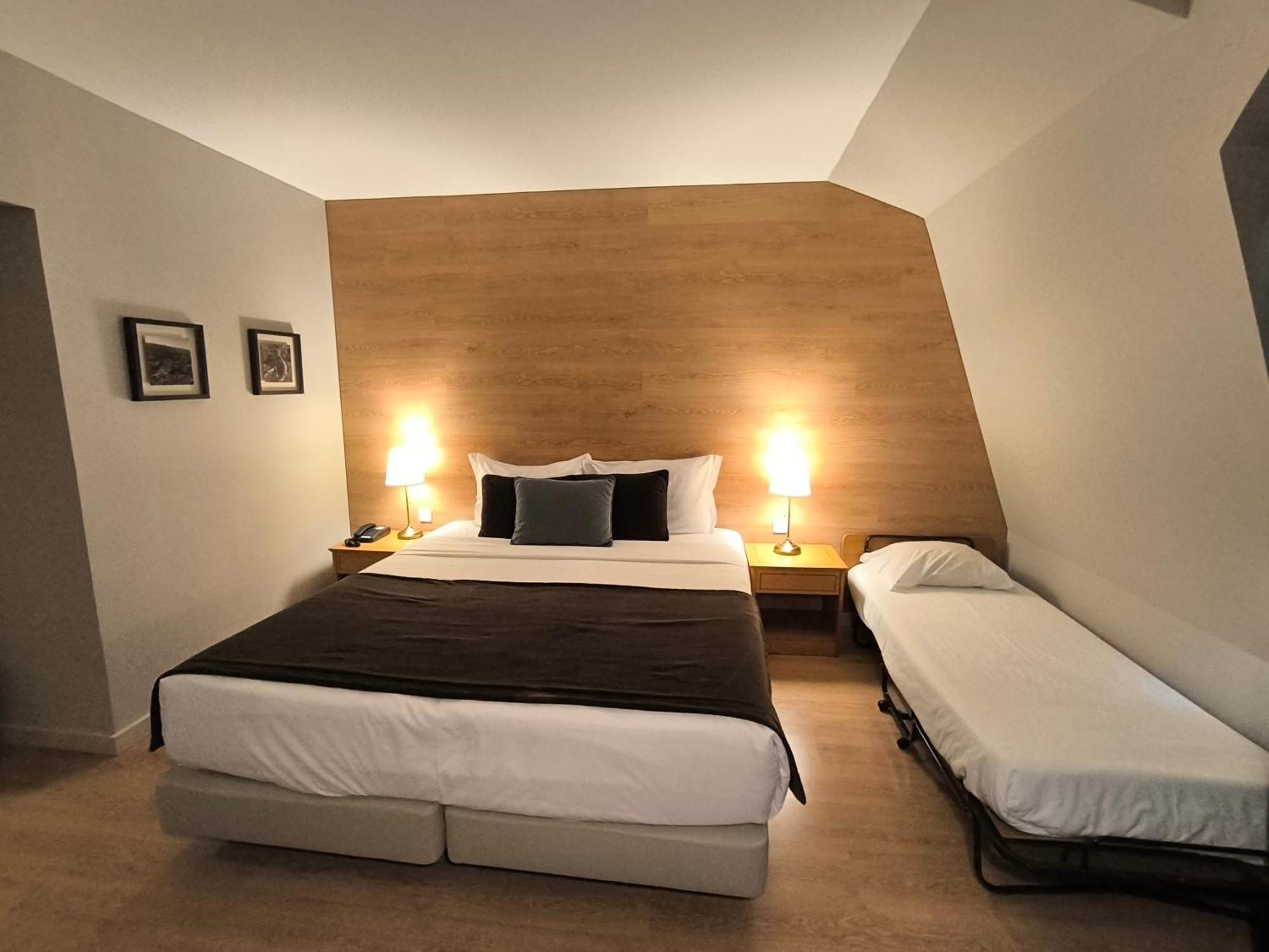 Douro Marina Hotel & Spa Ресенде Екстериор снимка