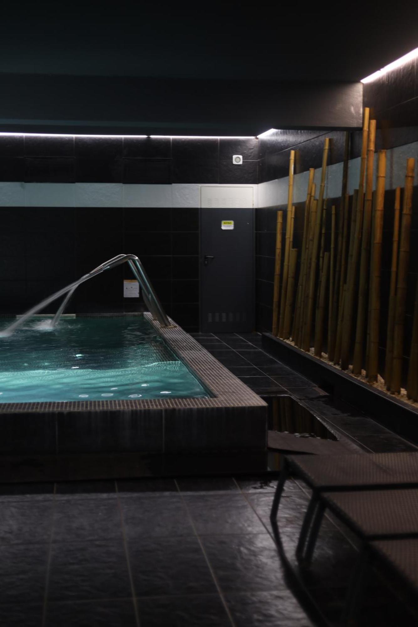 Douro Marina Hotel & Spa Ресенде Екстериор снимка