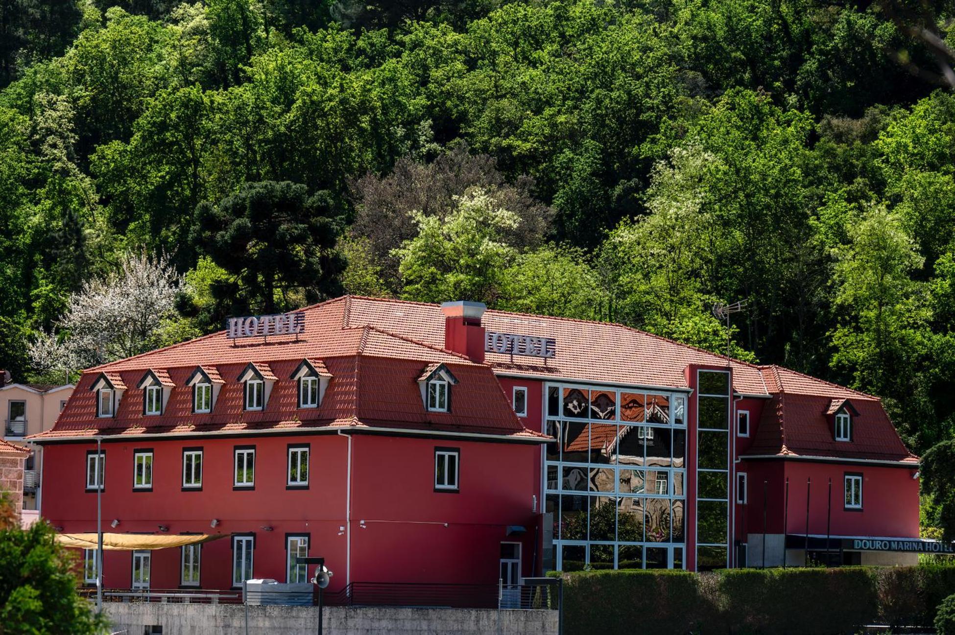 Douro Marina Hotel & Spa Ресенде Екстериор снимка
